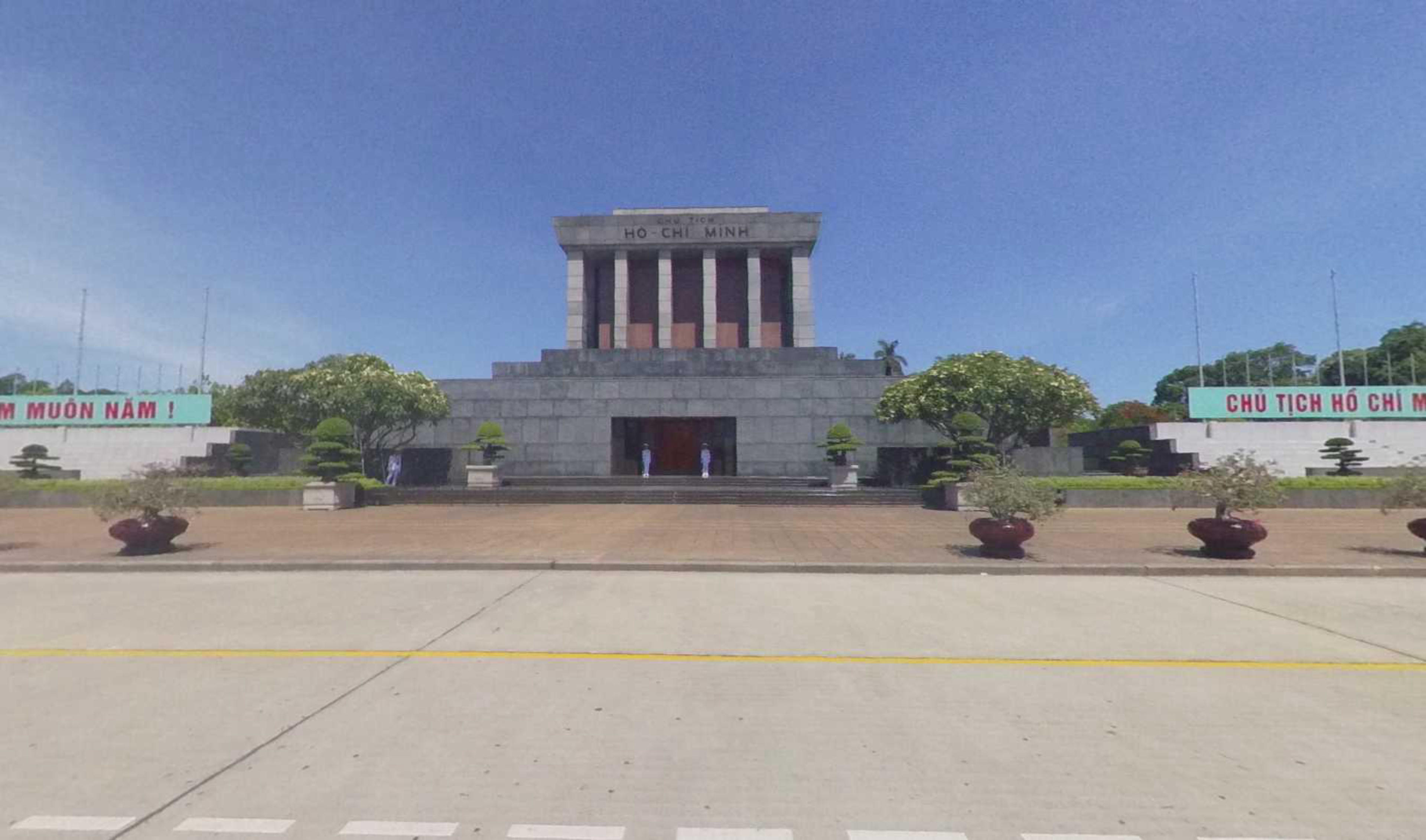 Ho Chi Minh's Mausoleum virtual tour preview