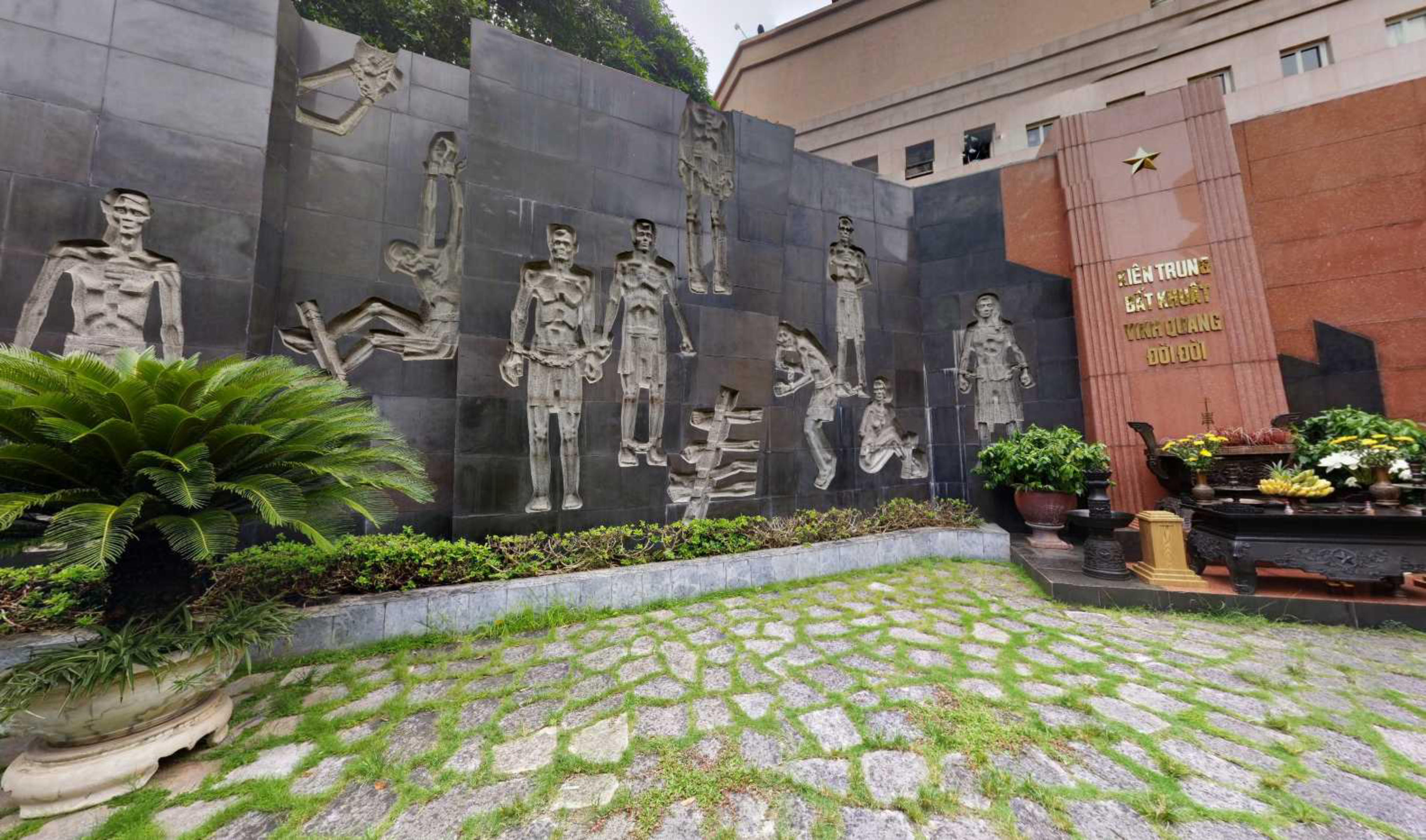 Hoa Lo Prison Relic virtual tour preview