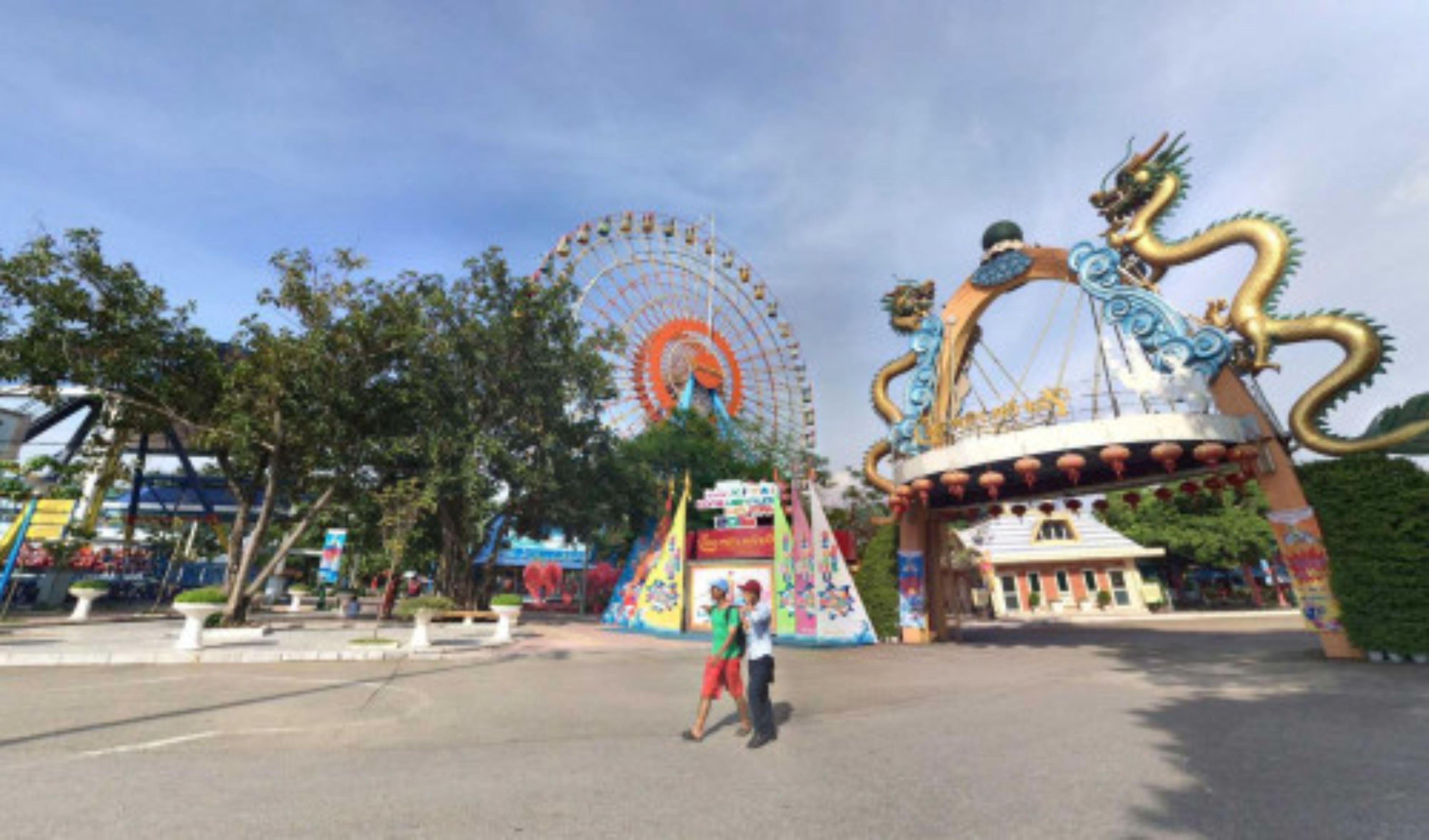 Ho Tay Water Park virtual tour preview